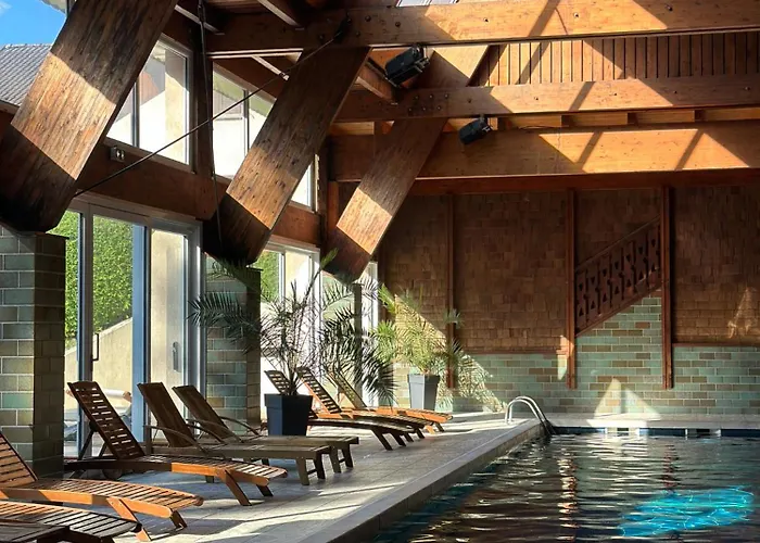 Hotel&Résidence Les Vallées Labellemontagne